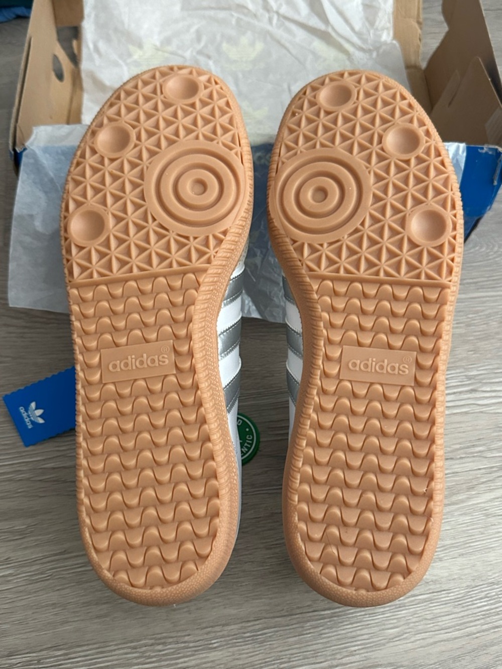 Adidas Samba OG Sneaker in Cloud White, Silver Metallic & Gray One JL2725 - Picture 9 of 16